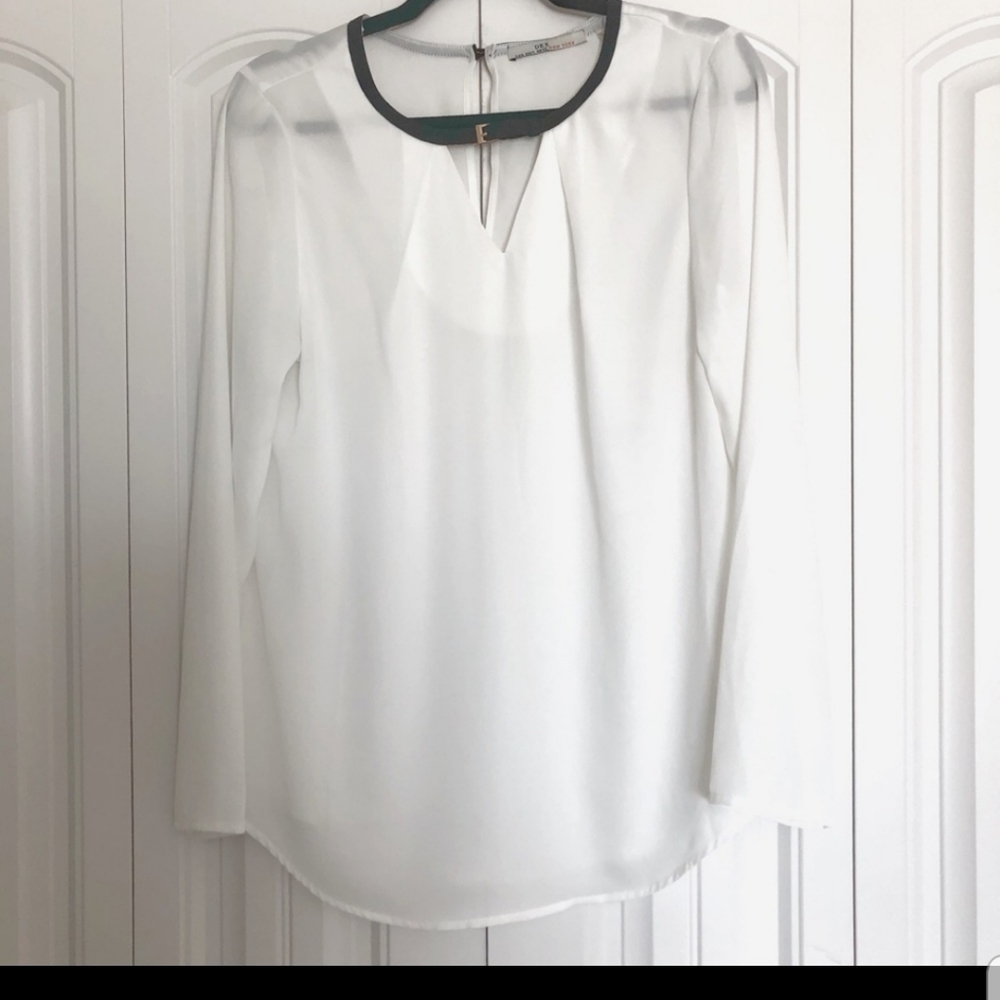 Dex sheer white long sleeve blouse top black detail 🇨🇦